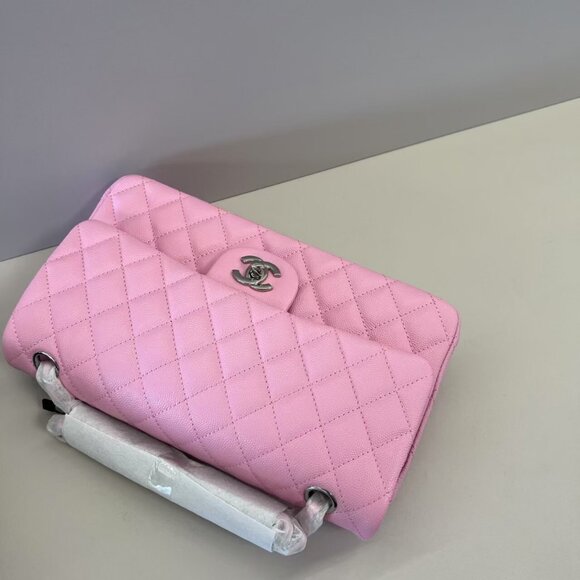 CHANEL Classic Flap Bag CF Bag Like New - Picture 2 of 9